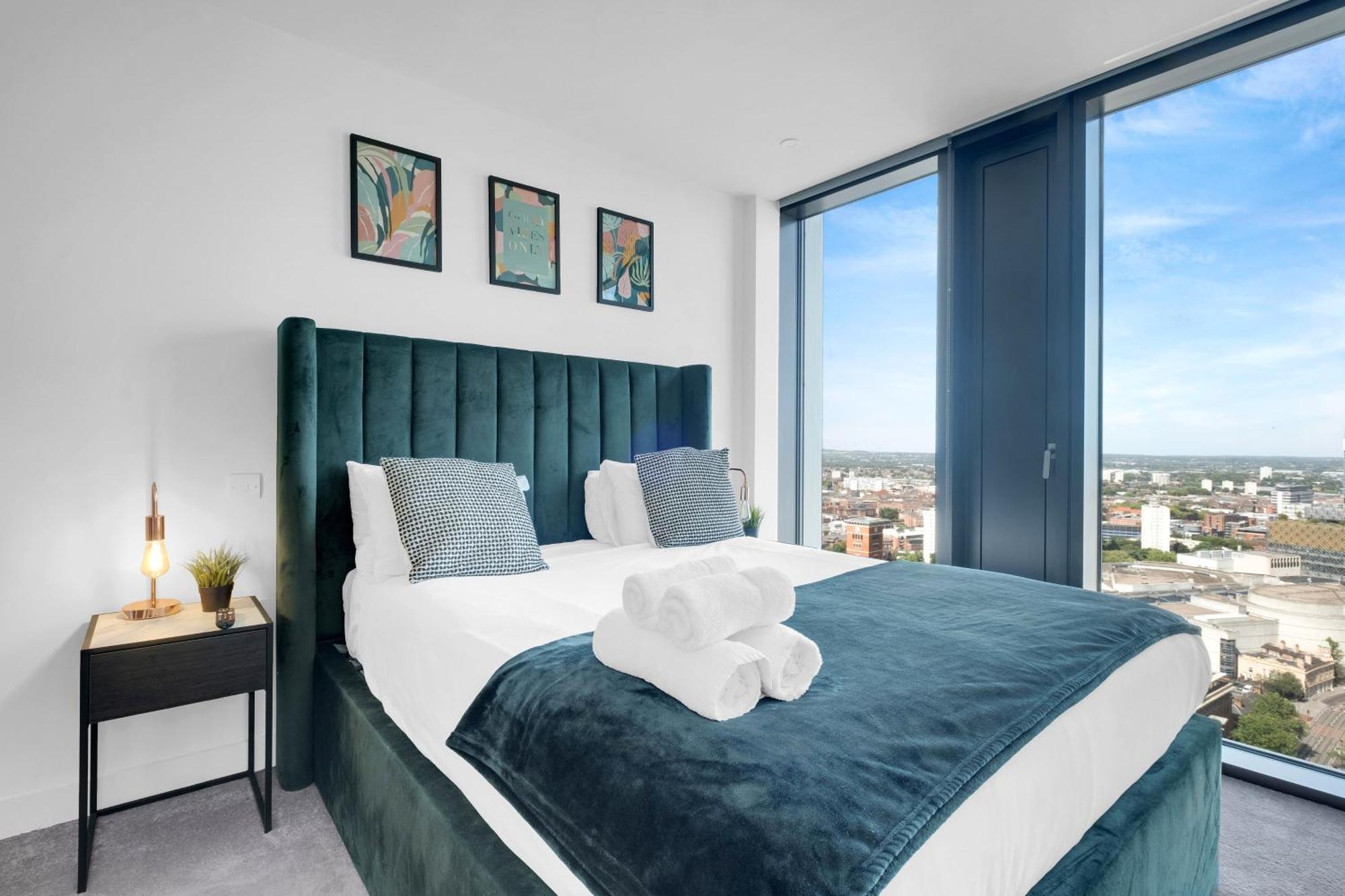 Mercian Luxury Serviced Apartments- Birmingham City Centre - Your Perfect Stay - Gym Rooftop Terrace Cinema Room Extérieur photo