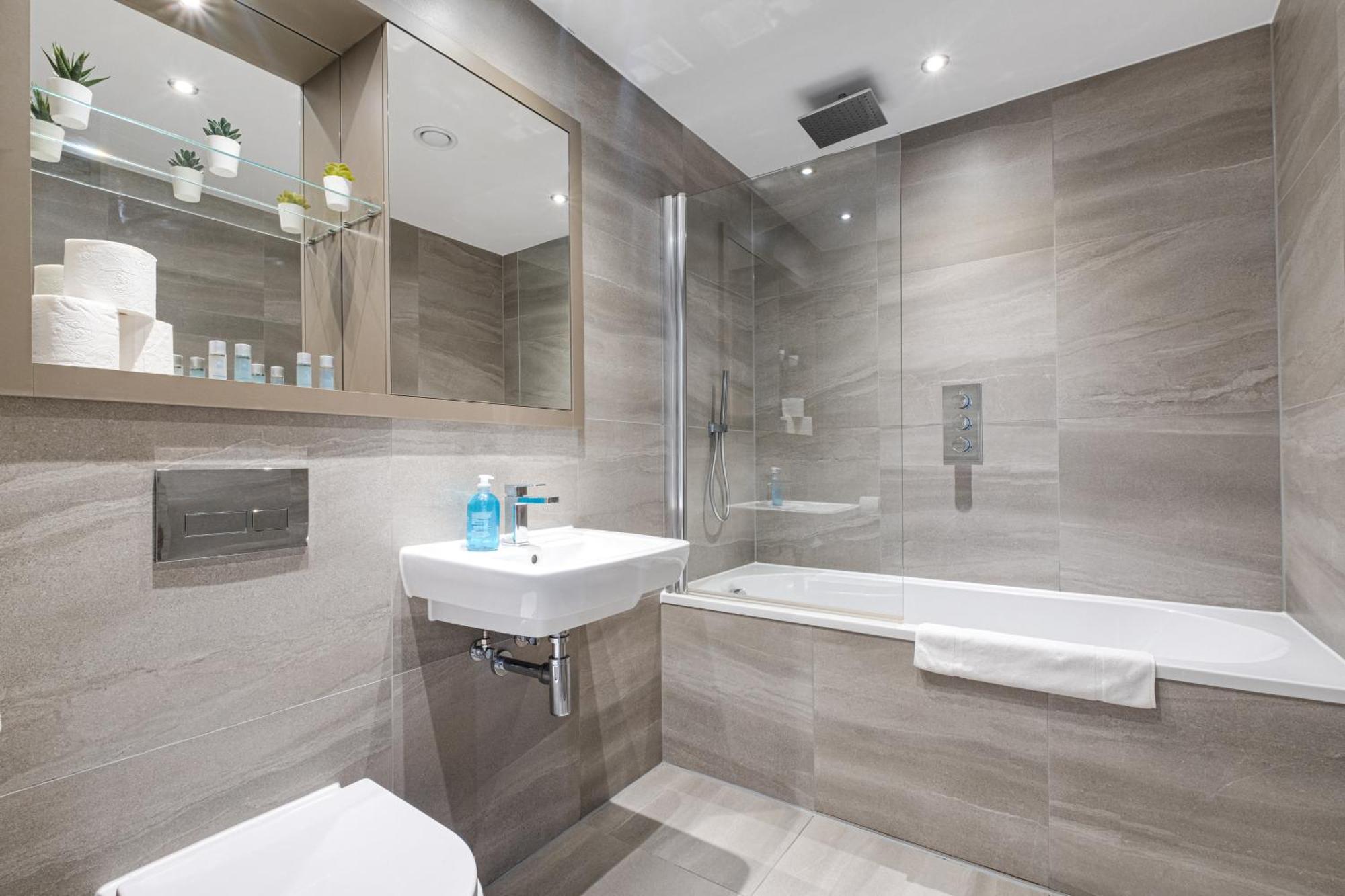 Mercian Luxury Serviced Apartments- Birmingham City Centre - Your Perfect Stay - Gym Rooftop Terrace Cinema Room Extérieur photo