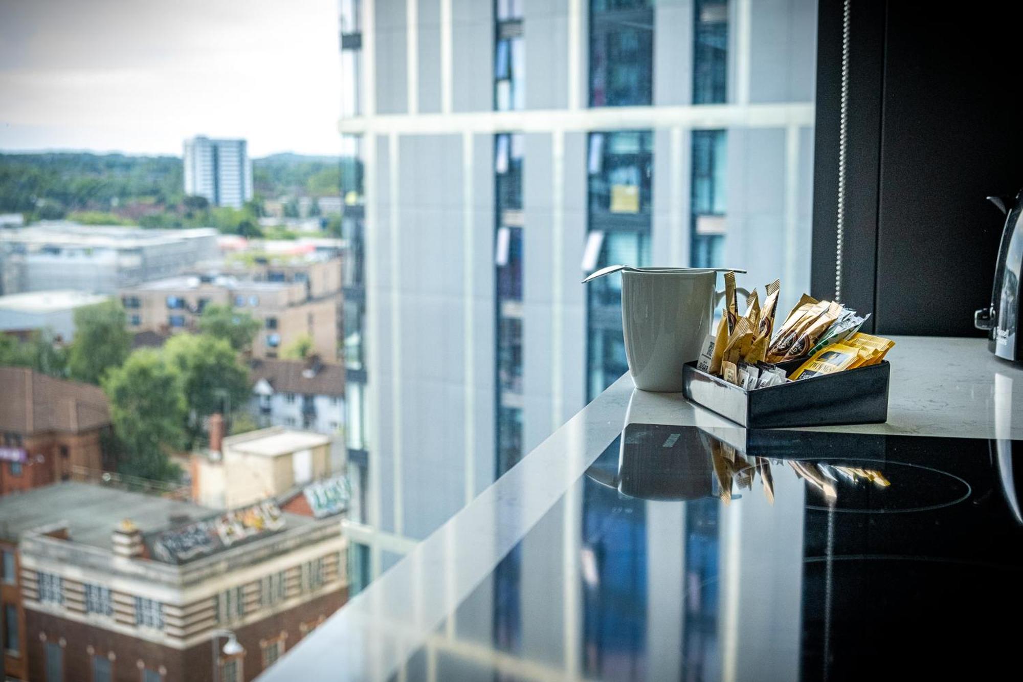 Mercian Luxury Serviced Apartments- Birmingham City Centre - Your Perfect Stay - Gym Rooftop Terrace Cinema Room Extérieur photo