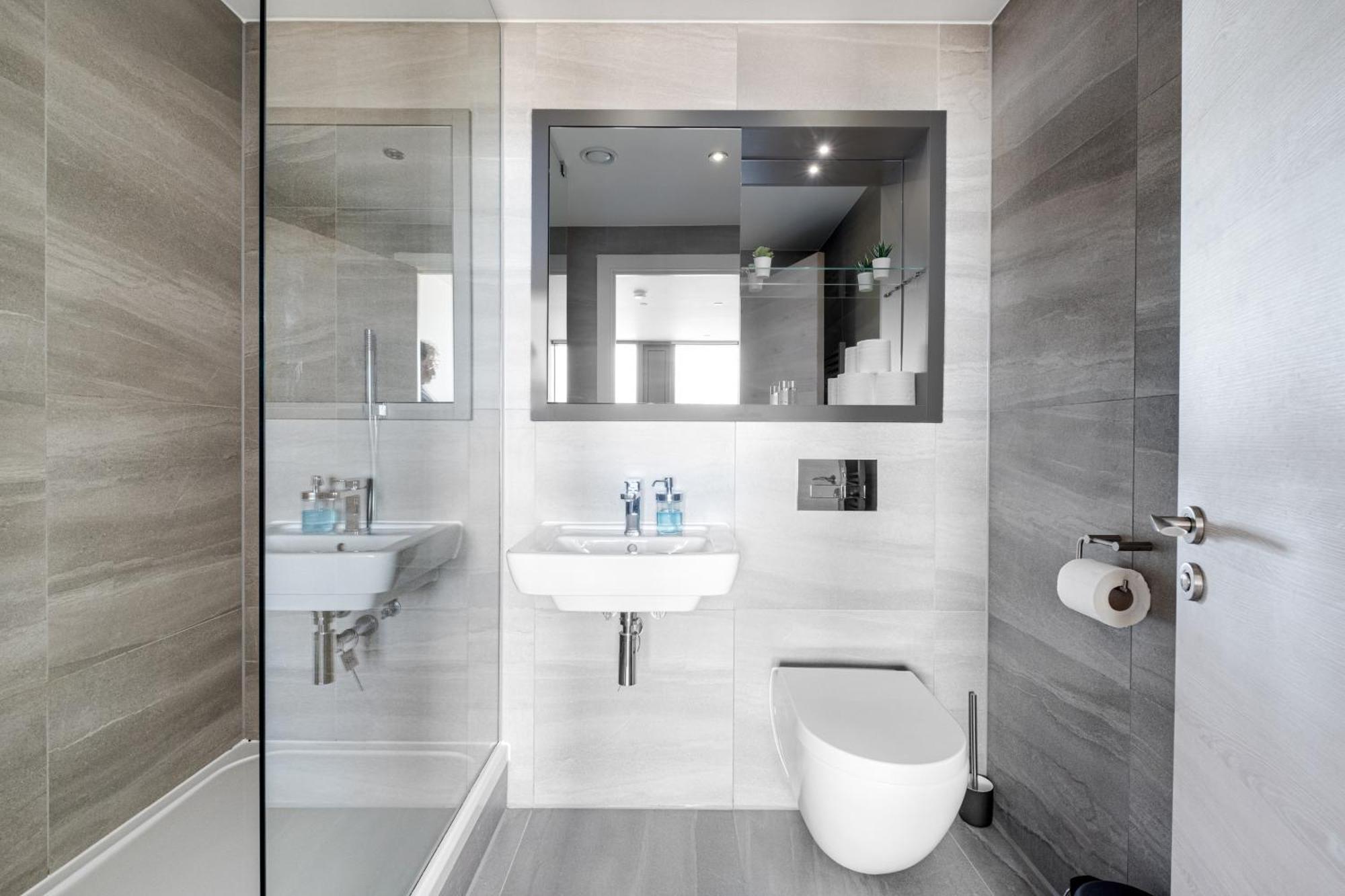 Mercian Luxury Serviced Apartments- Birmingham City Centre - Your Perfect Stay - Gym Rooftop Terrace Cinema Room Extérieur photo