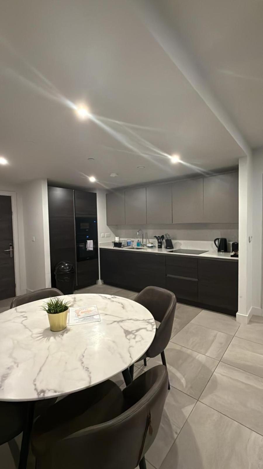 Mercian Luxury Serviced Apartments- Birmingham City Centre - Your Perfect Stay - Gym Rooftop Terrace Cinema Room Extérieur photo